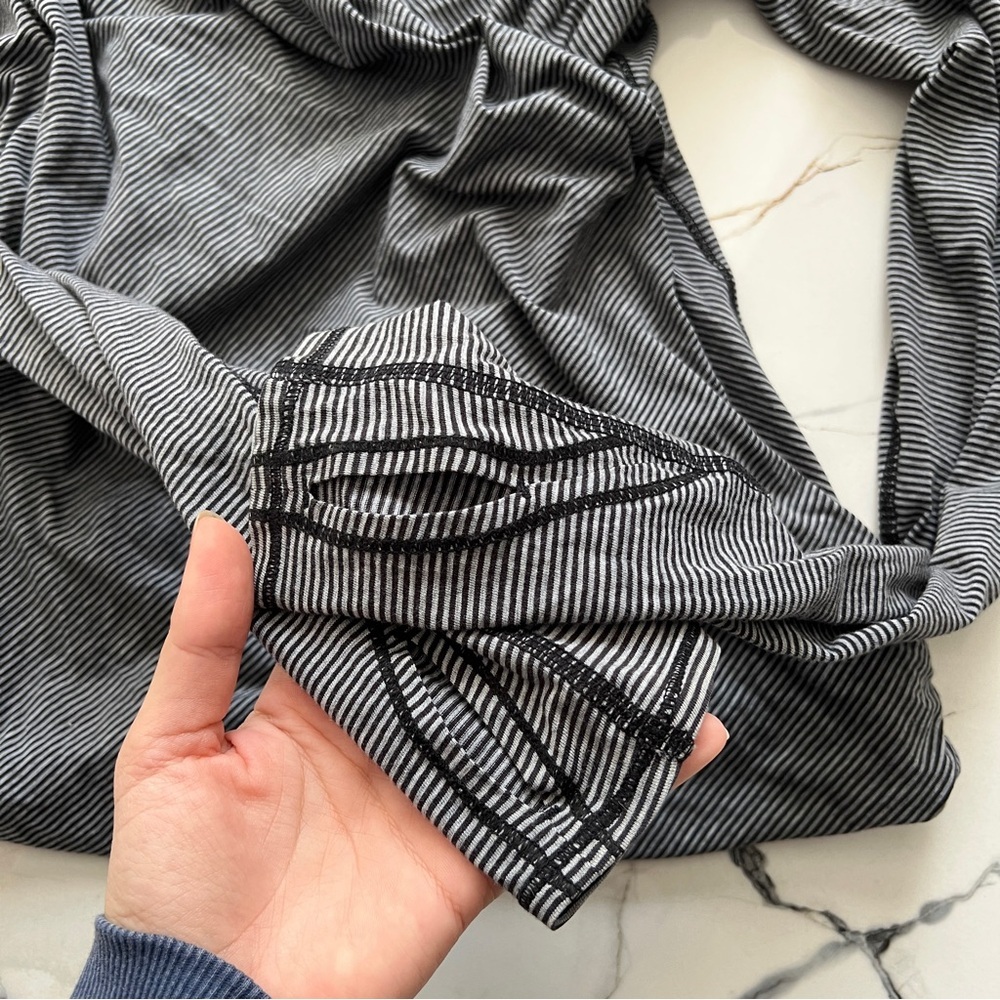 Lululemon Radiant Tonka striped long sleeve -Likely a size 6 - Picture 6 of 10